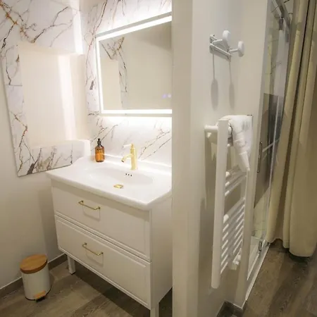 Le Perron D'angouleme Apartment Angouleme