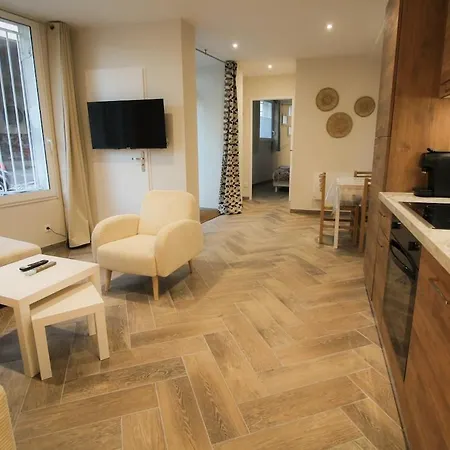 Le Perron D'angouleme Angoulême